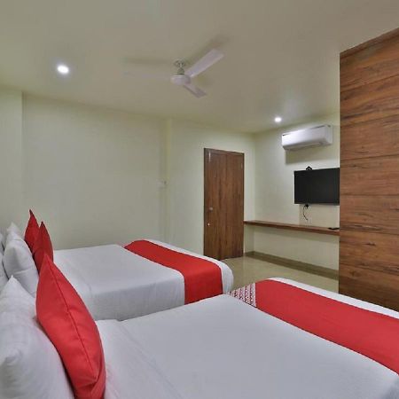 Hotel Kuber Dwārka Dış mekan fotoğraf