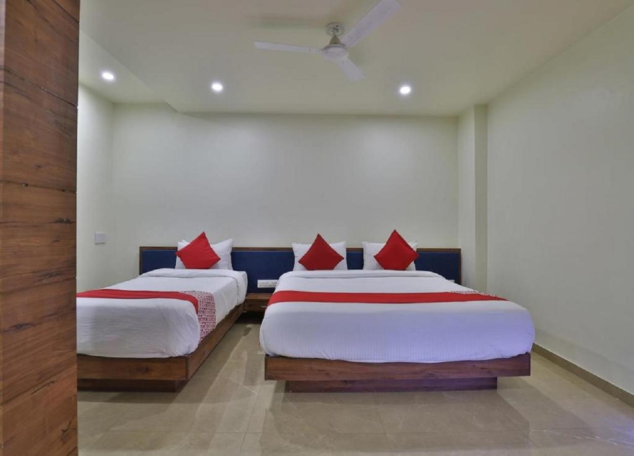 Hotel Kuber Dwārka Dış mekan fotoğraf
