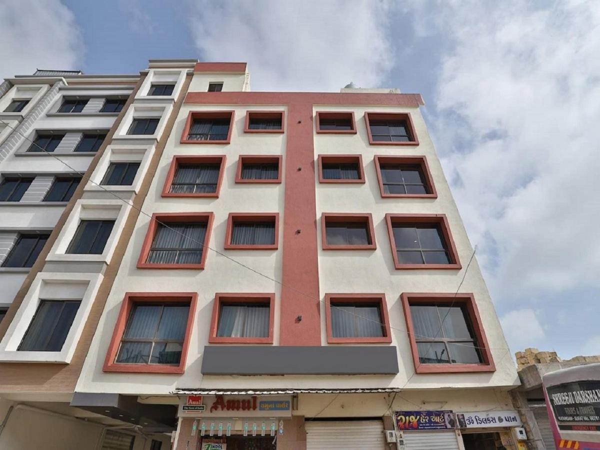 Hotel Kuber Dwārka Dış mekan fotoğraf