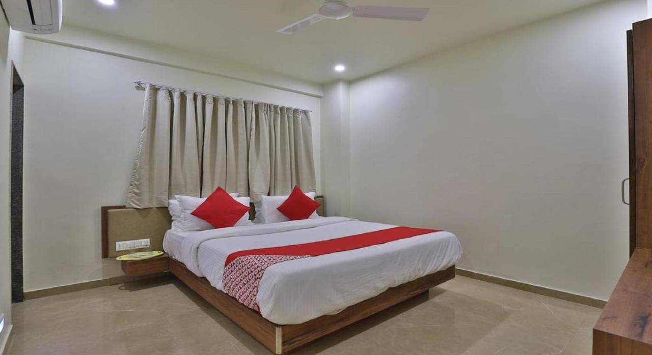Hotel Kuber Dwārka Dış mekan fotoğraf