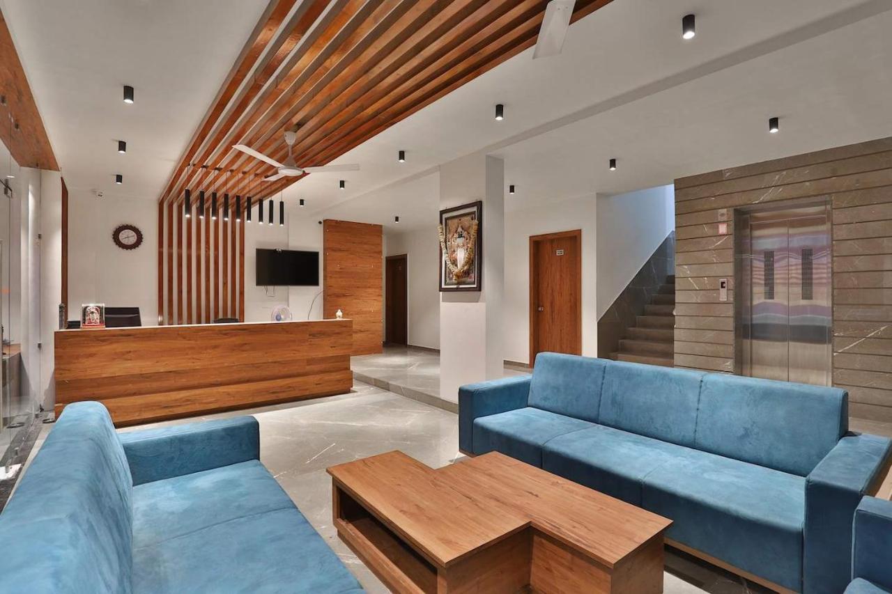 Hotel Kuber Dwārka Dış mekan fotoğraf