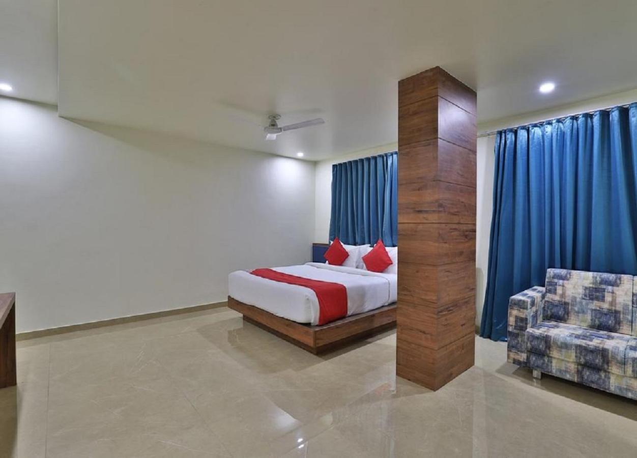 Hotel Kuber Dwārka Dış mekan fotoğraf